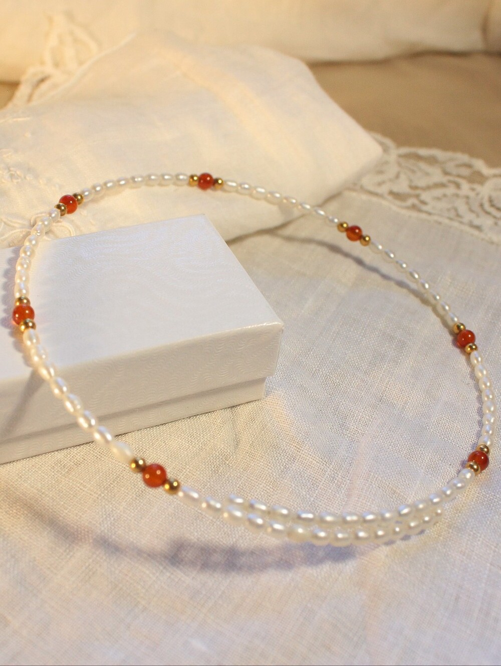 Vintage Lee Sands Freshwater Rice Pearl and Carnelian Coil Choker Necklace